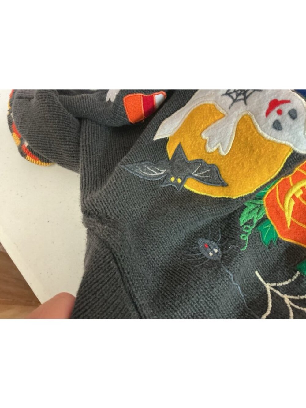Vintage Halloween Cardigan Sweater Witch Black Cat Candy Corn Womens XL - Picture 8 of 8